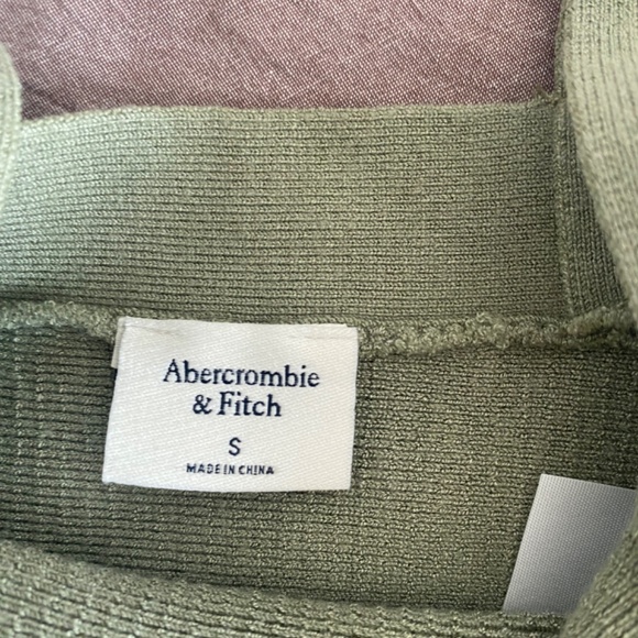 Cropped sweetheart neck tank top - Picture 2 of 2